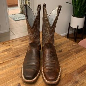 Women’s Ariat Legend Rowdy Boots
